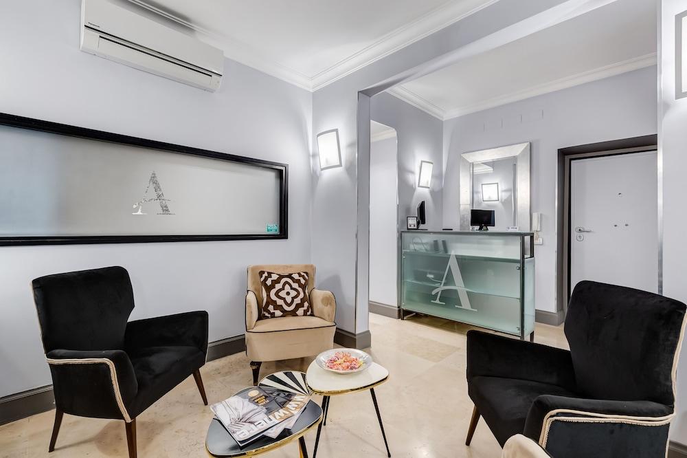Residenza A -Via Veneto Fashion Rooms -Self Check-In Róma Kültér fotó